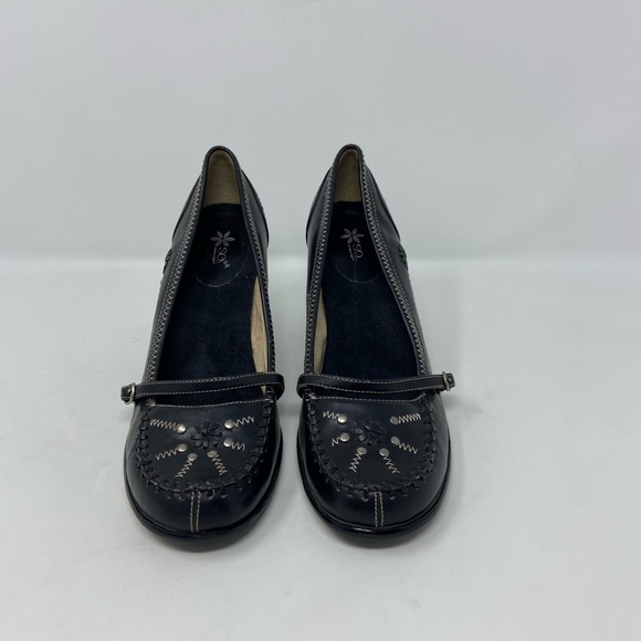 SO Faux Leather Mary Jane Pumps Womens Size 8.5 - Picture 2 of 10